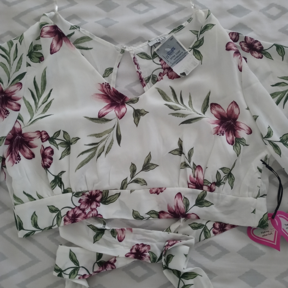 Crop top - Picture 2 of 5